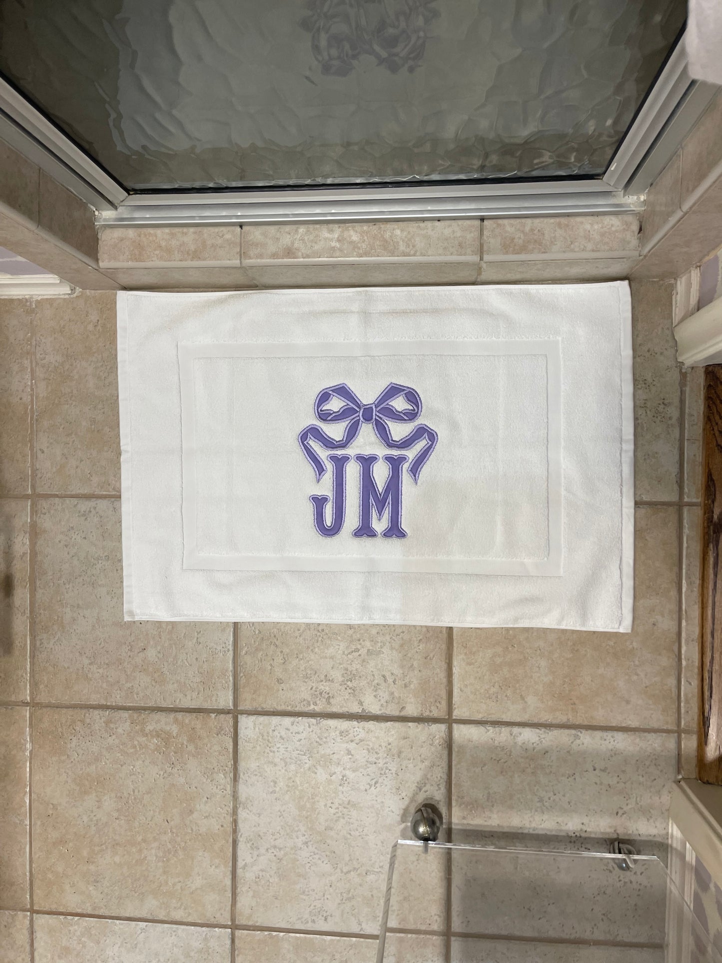 Appliquéd or Embroidered Bathmat