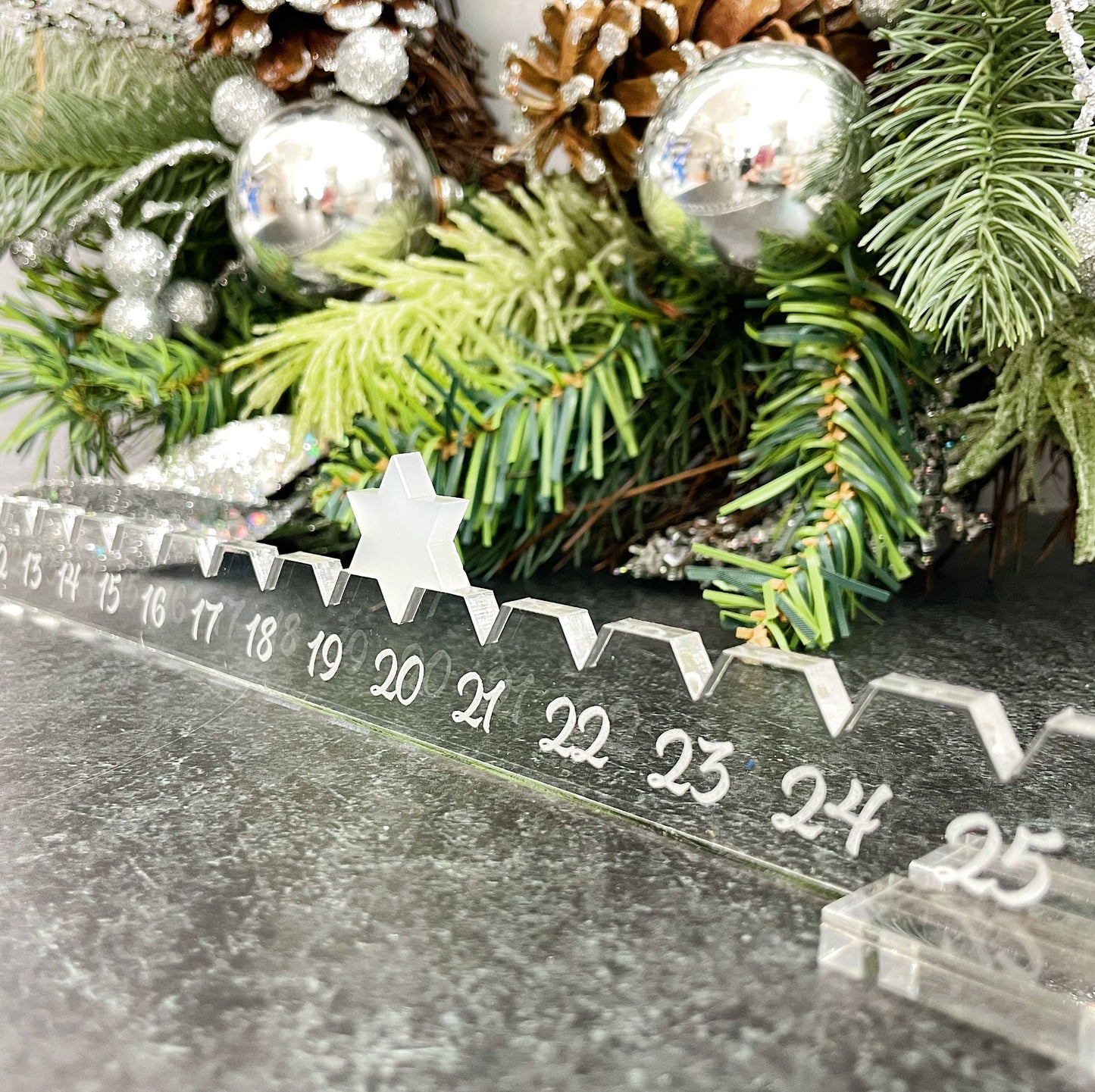 Modern Minimalist Christmas Advent Calendar