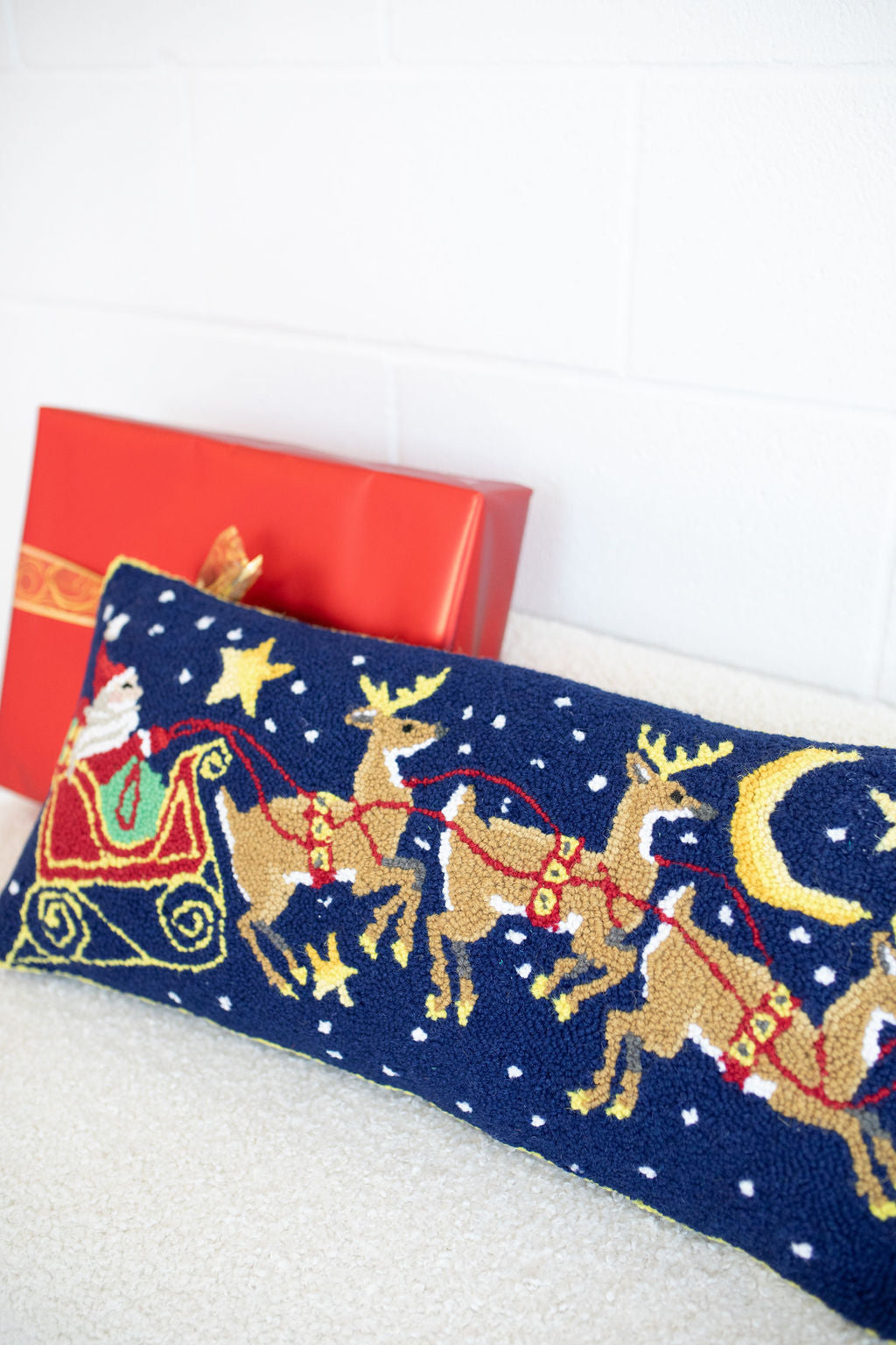 Santa & Reindeer Hook Pillow