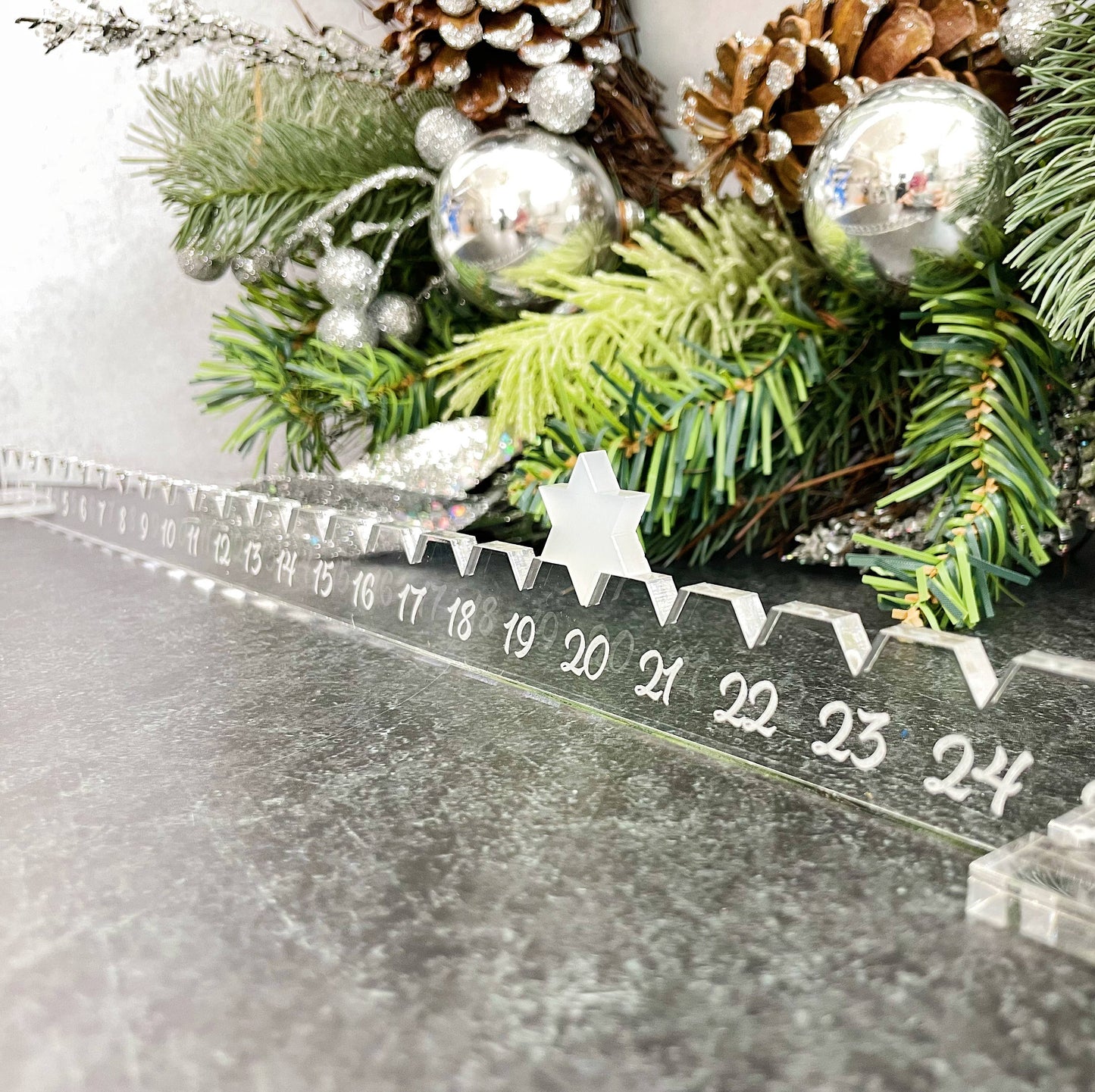 Modern Minimalist Christmas Advent Calendar