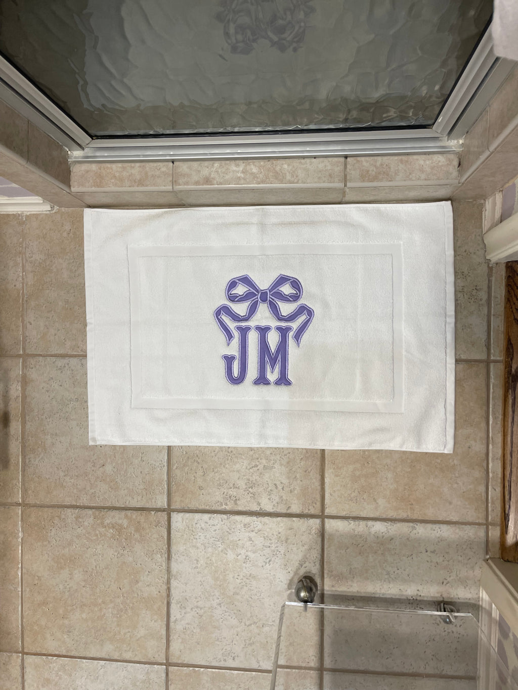 Appliquéd or Embroidered Bathmat – Whatsoever Things