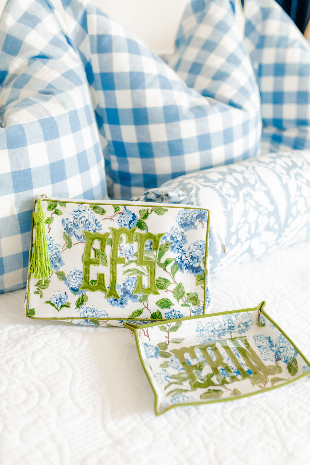 Appliquéd Pinched Tray (Four Week Delivery)