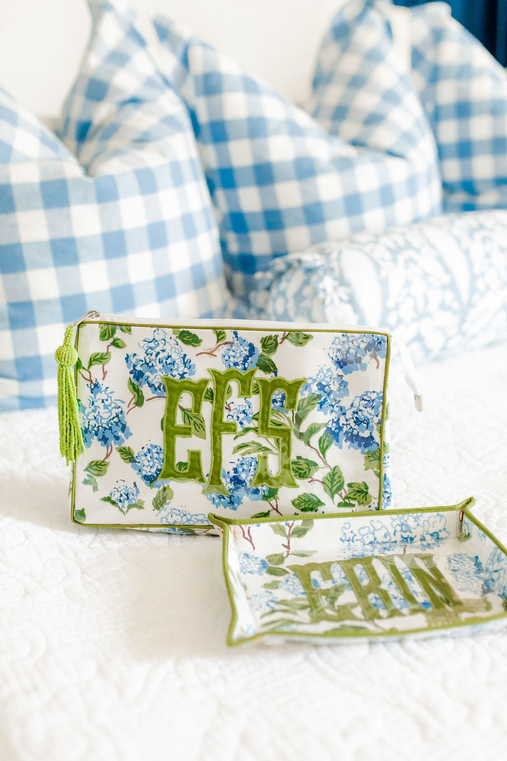Appliquéd Pinched Tray (Four Week Delivery)
