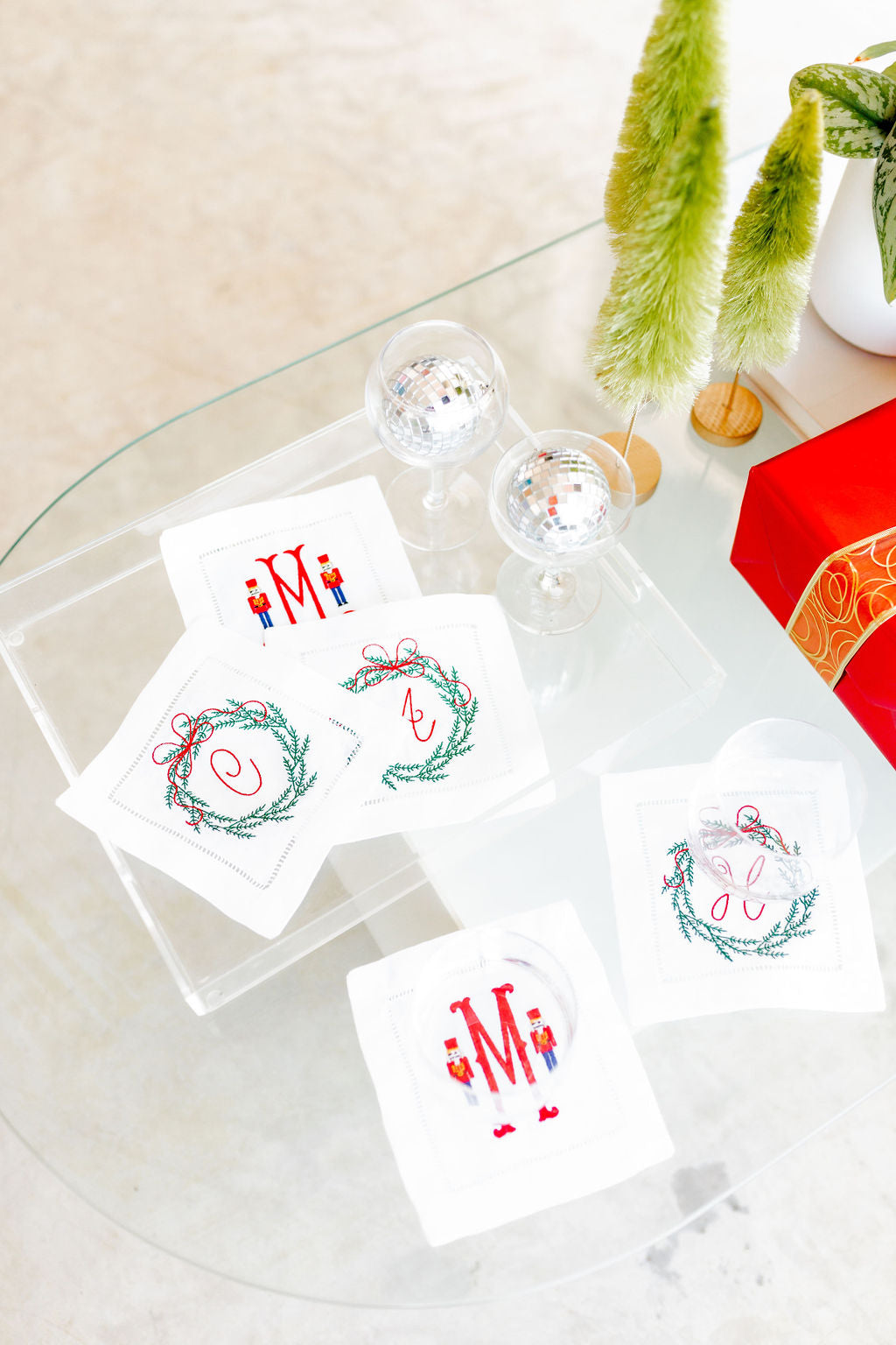 Christmas Wreath Embroidered Cocktail Napkins, Set of 4