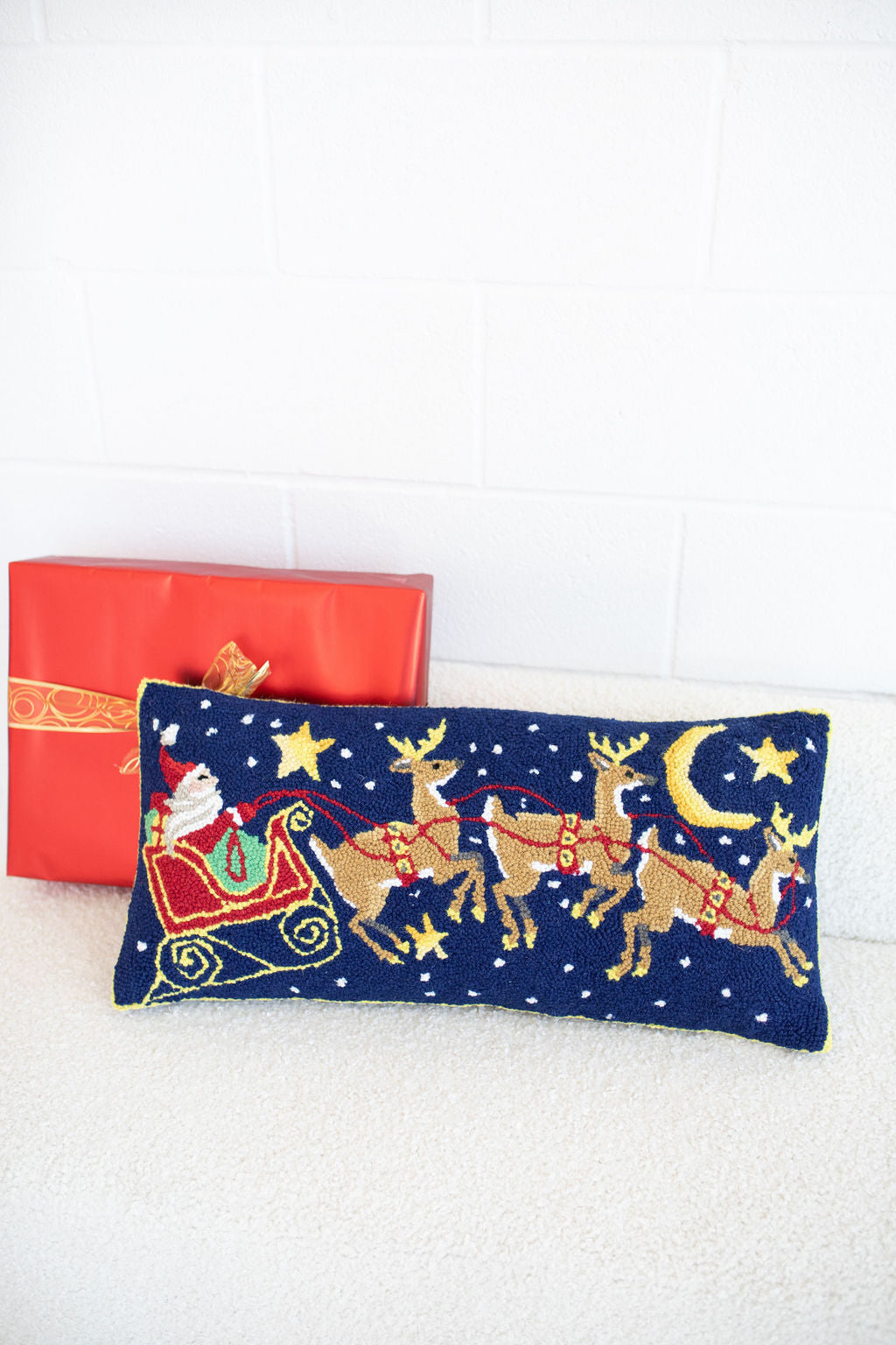 Santa & Reindeer Hook Pillow
