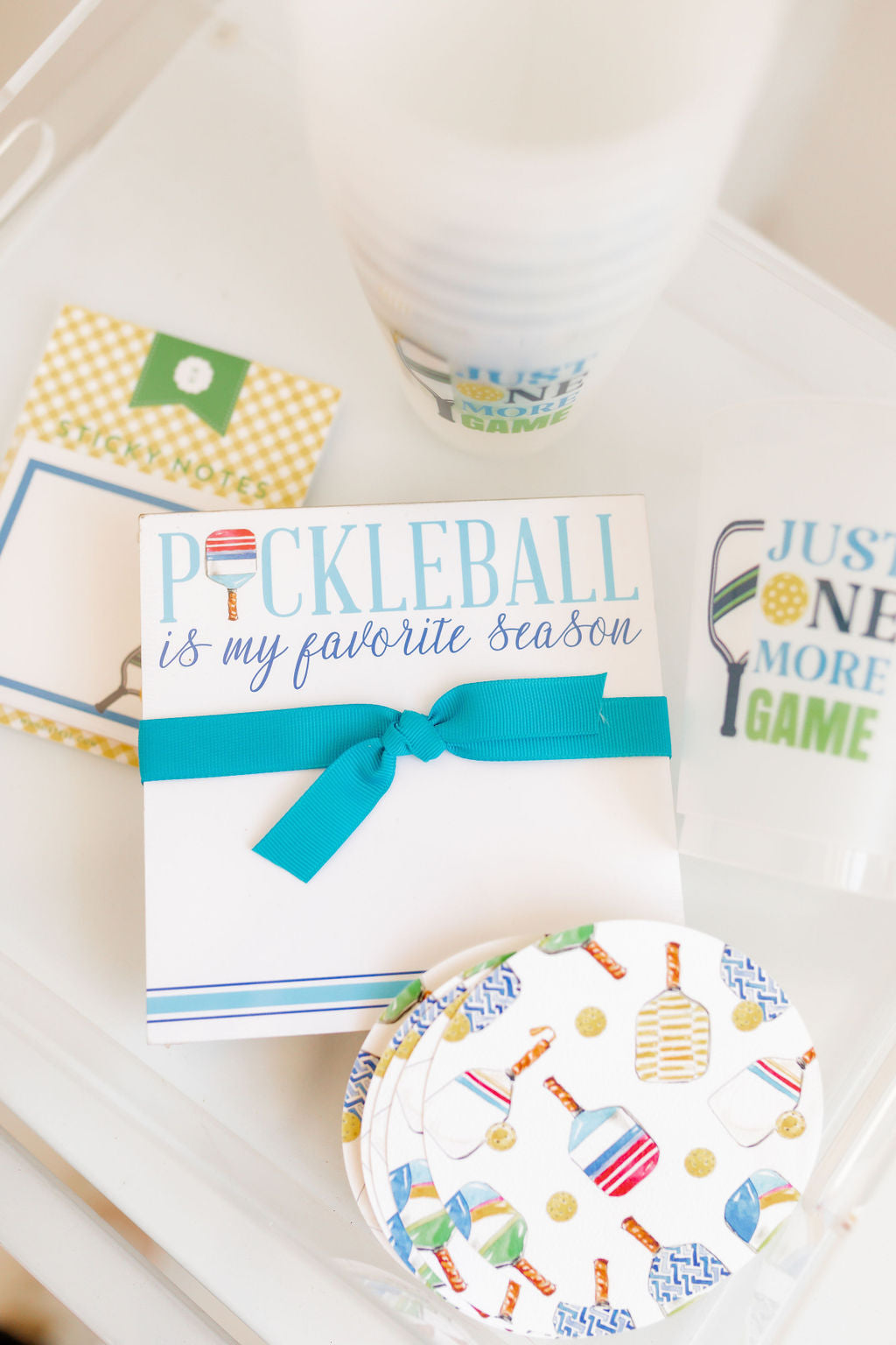 'Pickleball Paddles and Balls' Round Coasters