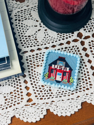 USA Mini House Hand-Painted Needlepoint Canvas