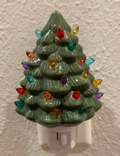 Load image into Gallery viewer, Christmas Tree Night Light
