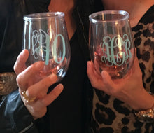 Load image into Gallery viewer, Acrylic Stemless Glass with clear lid
