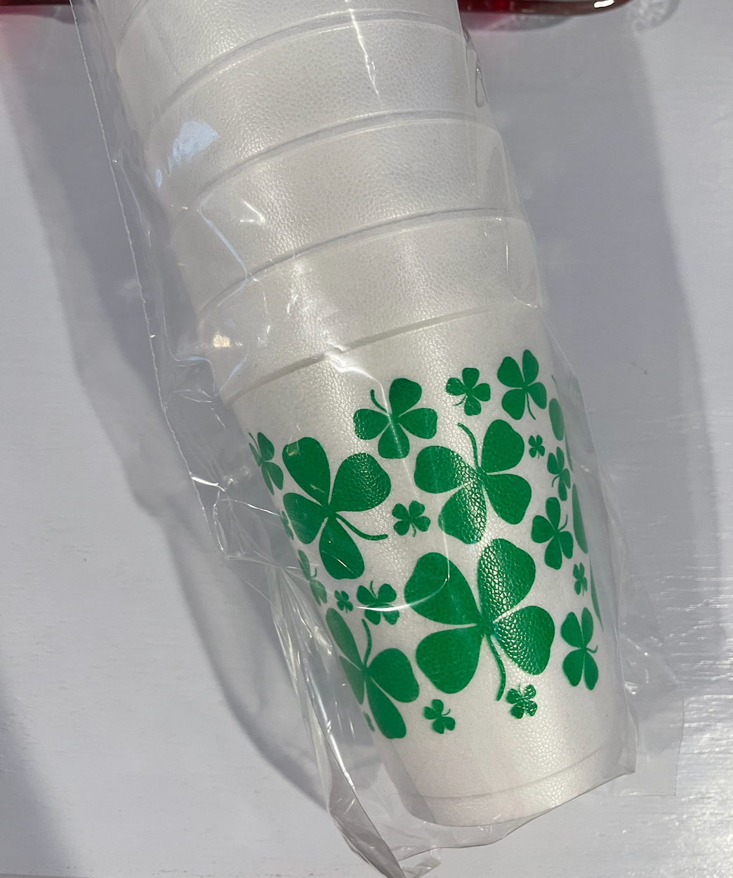 Sleeve of 10 Styrofoam cups - St. Patrick's Day ☘️