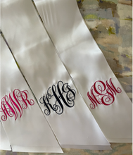 Load image into Gallery viewer, Monogrammed Bouquet Sash
