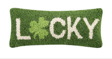 Load image into Gallery viewer, Lucky wool hook pillow
